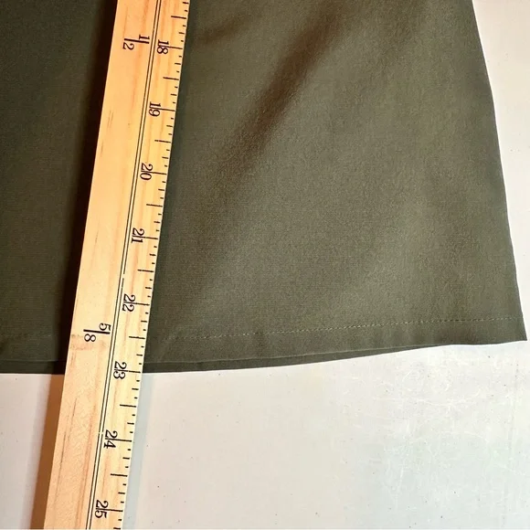 Vtg St. John Black Label Sz 10 Top Green Silk Blend Sleeveless Tank Luxury Layer - Picture 12 of 12